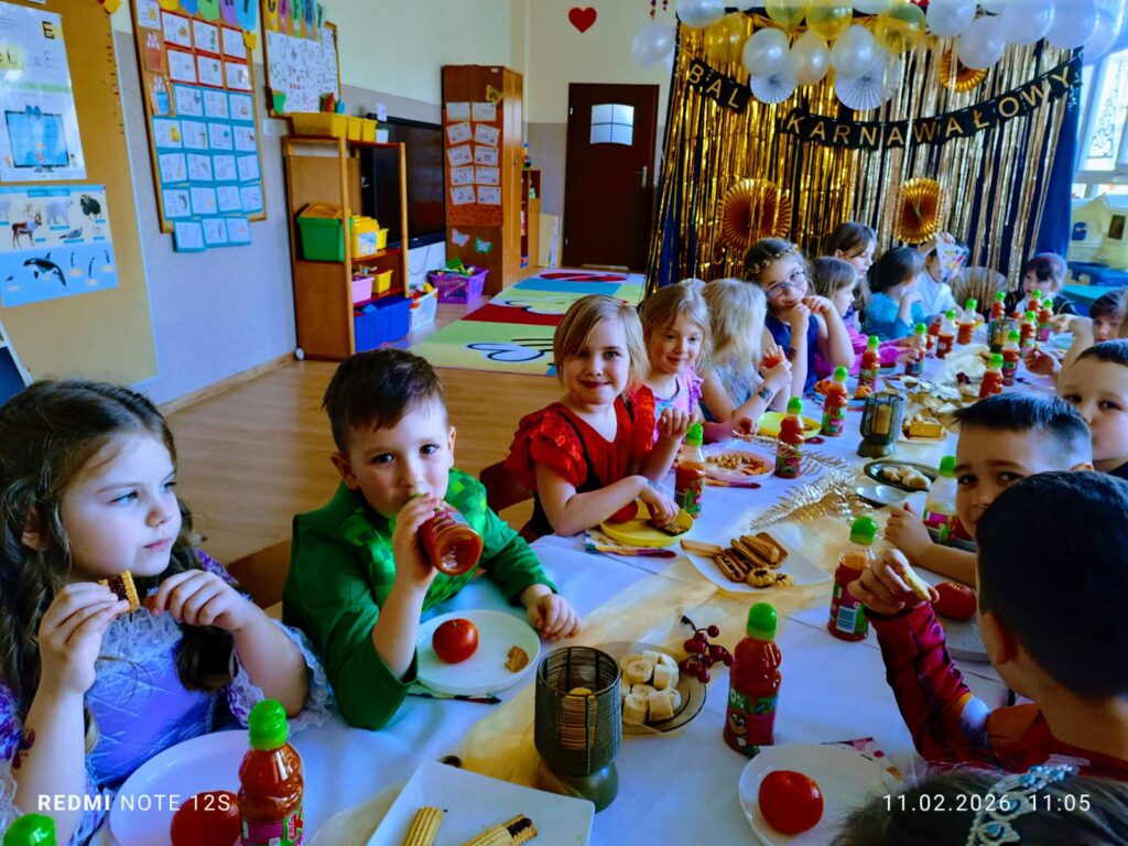 Bal Karnawałowy w grupie "Motylki".