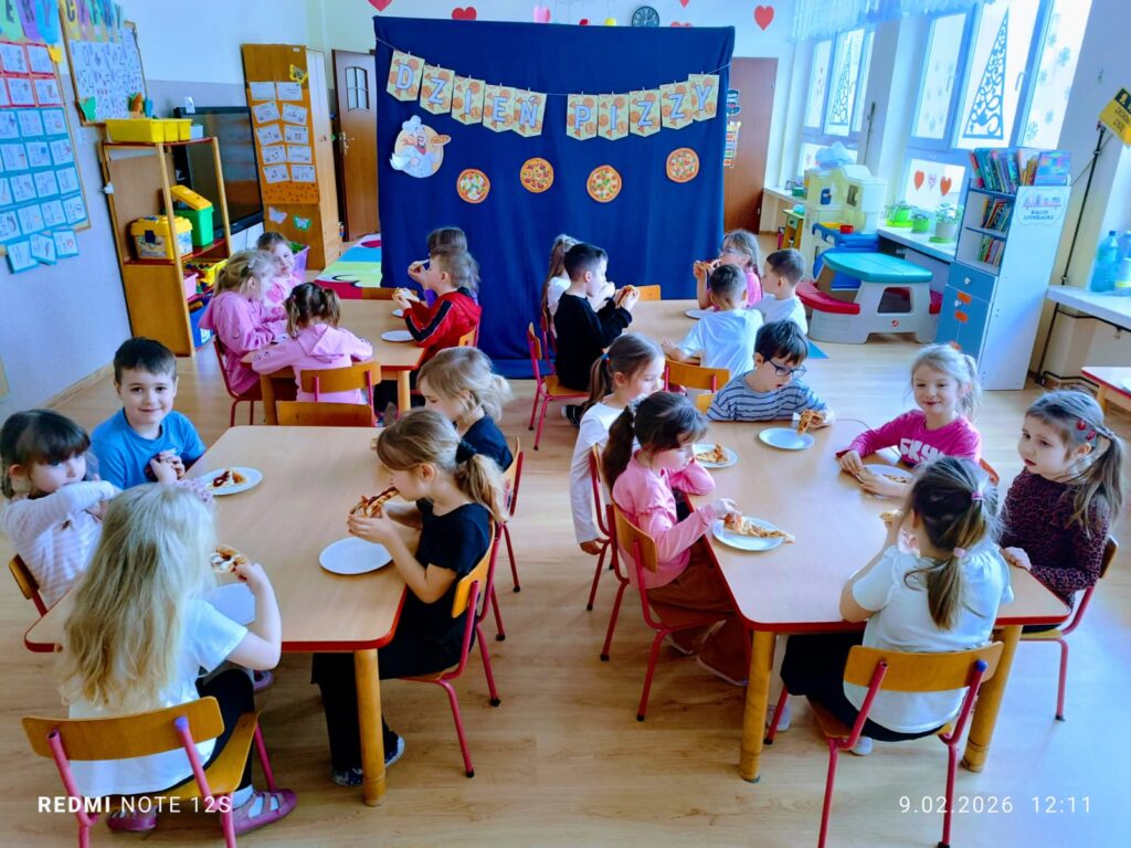 Dzień Pizzy w grupie "Motylki".