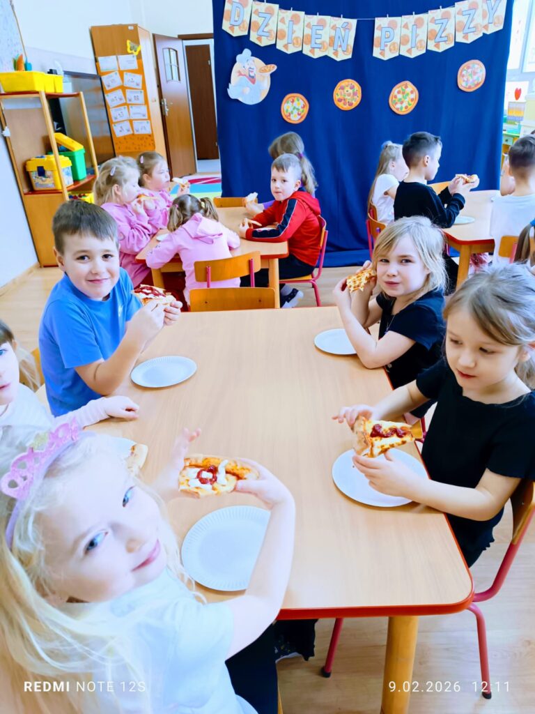 Dzień Pizzy w grupie "Motylki".
