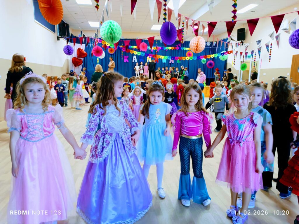Bal Karnawałowy w grupie "Motylki".