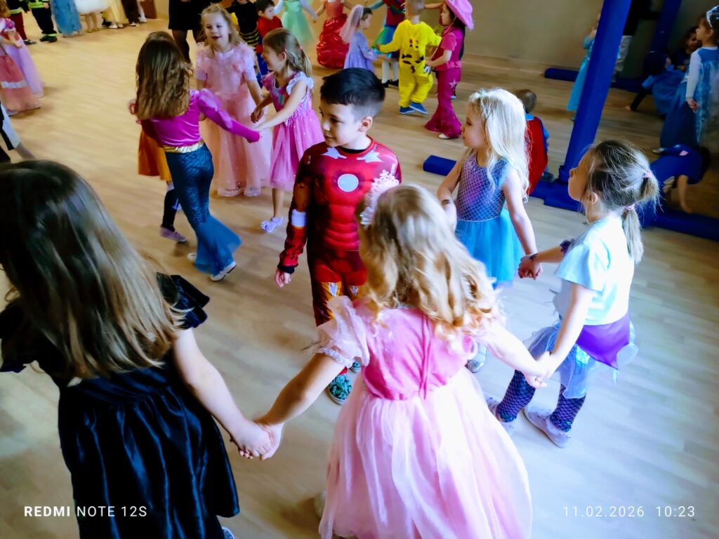 Bal Karnawałowy w grupie "Motylki".