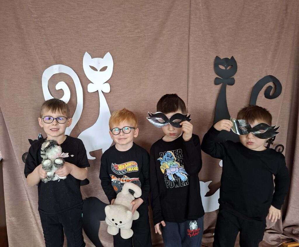 Obchody ,,Światowego Dnia Kota '' w grupie Wiewiórki.