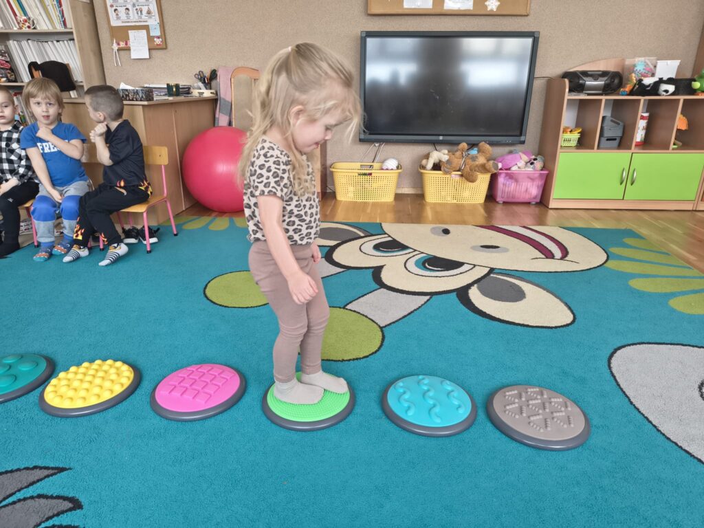 Codzienne zajęcia, gry i zabawy