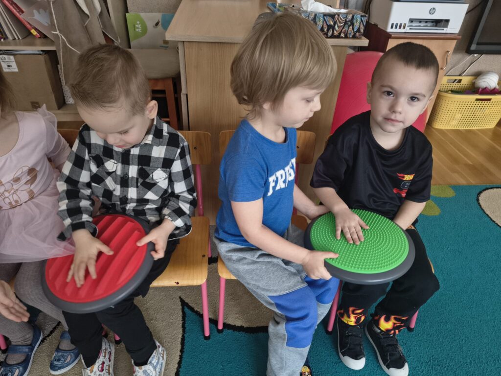 Codzienne zajęcia, gry i zabawy