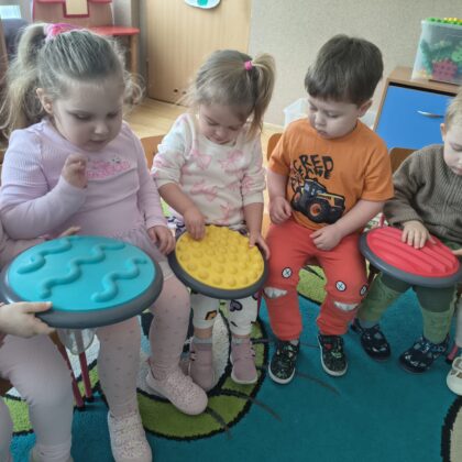 Codzienne zajęcia, gry i zabawy