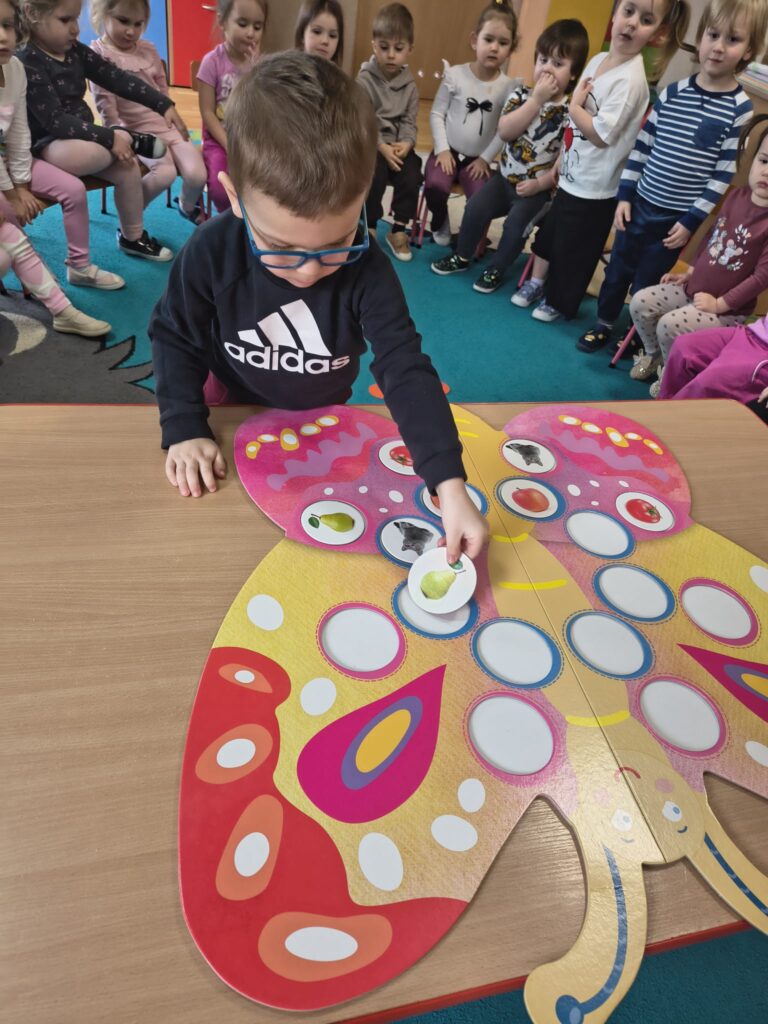 Codzienne zajęcia, gry i zabawy