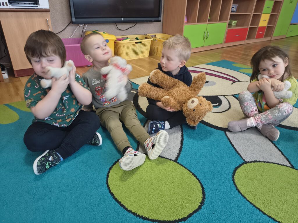 Codzienne zajęcia, gry i zabawy