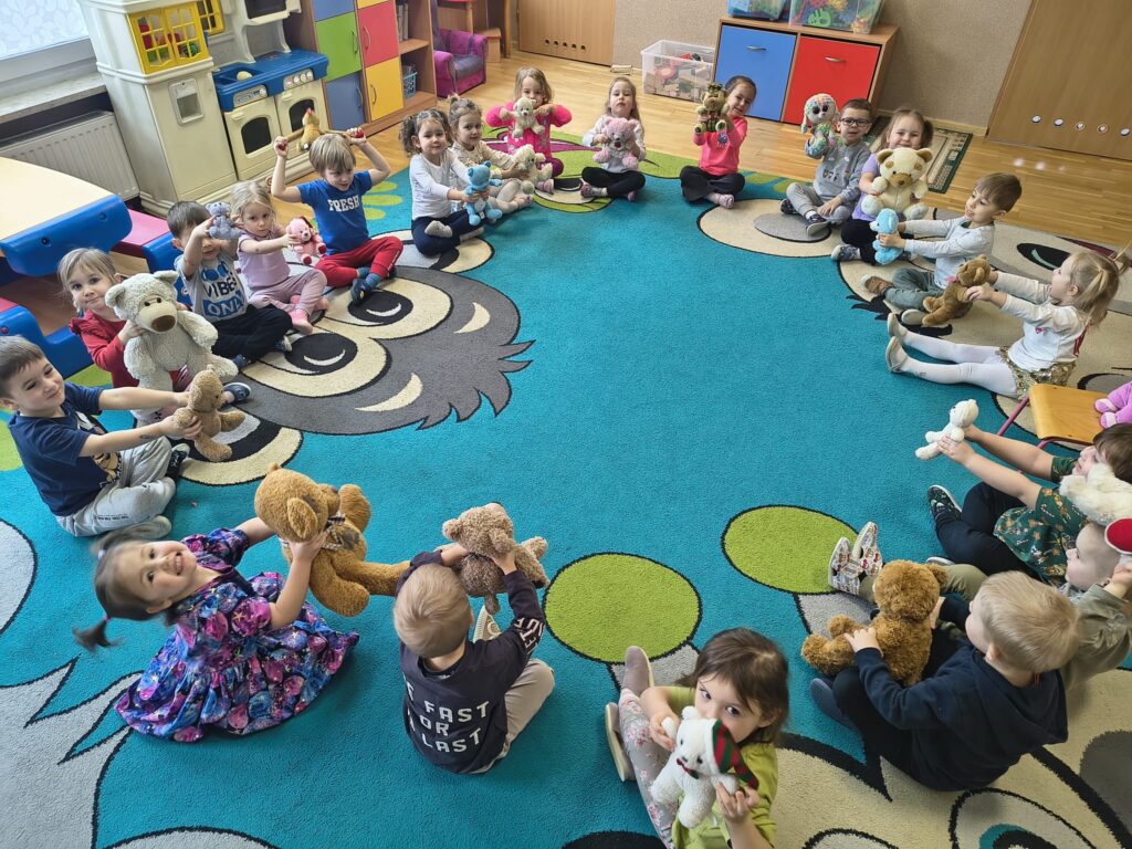 Codzienne zajęcia, gry i zabawy