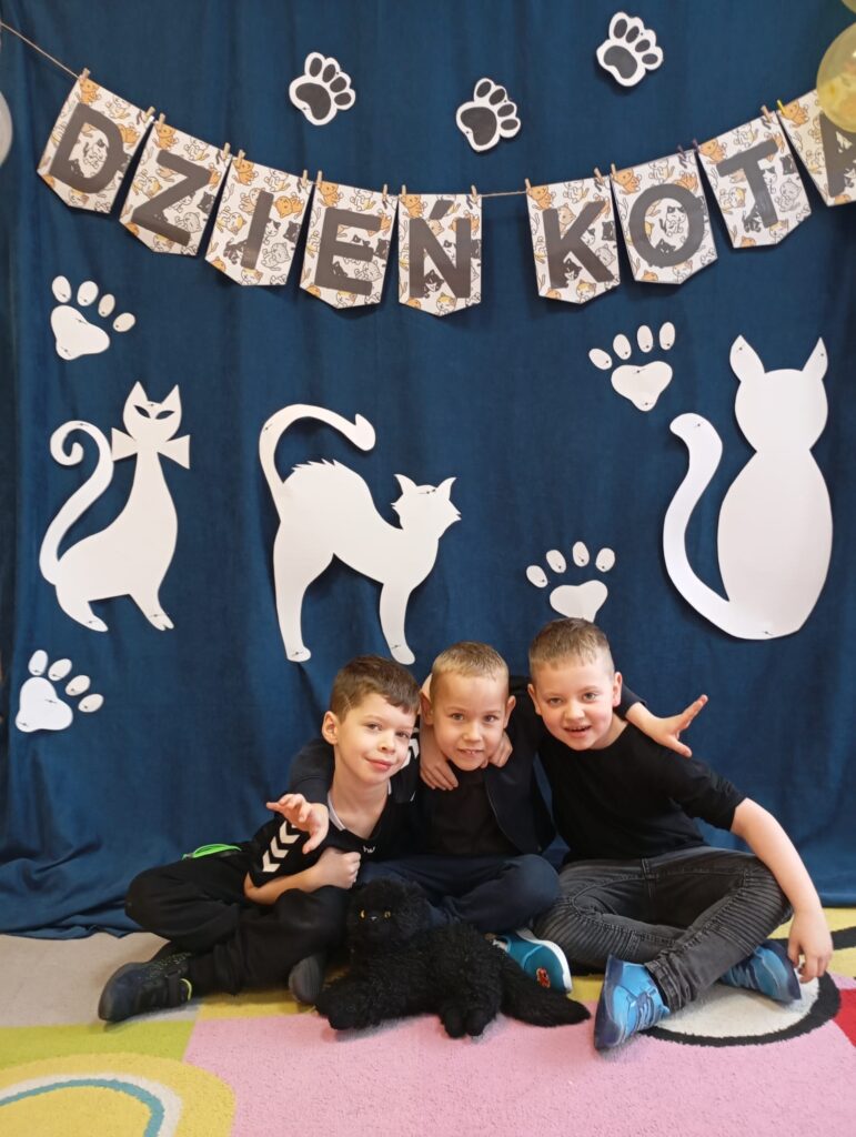 Dzień Kota w grupie "Pszczółki".