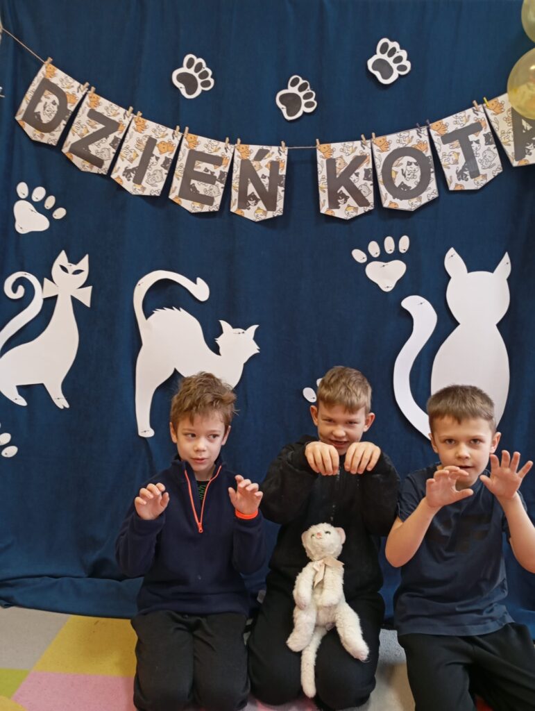 Dzień Kota w grupie "Pszczółki".