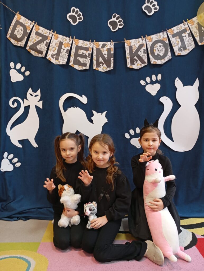 Dzień Kota w grupie "Pszczółki".
