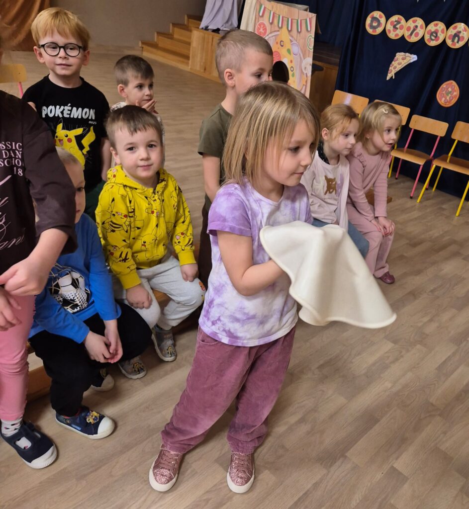 Dzień Pizzy w grupie "Wiewiórki".