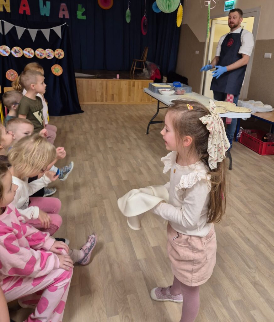 Dzień Pizzy w grupie "Wiewiórki".