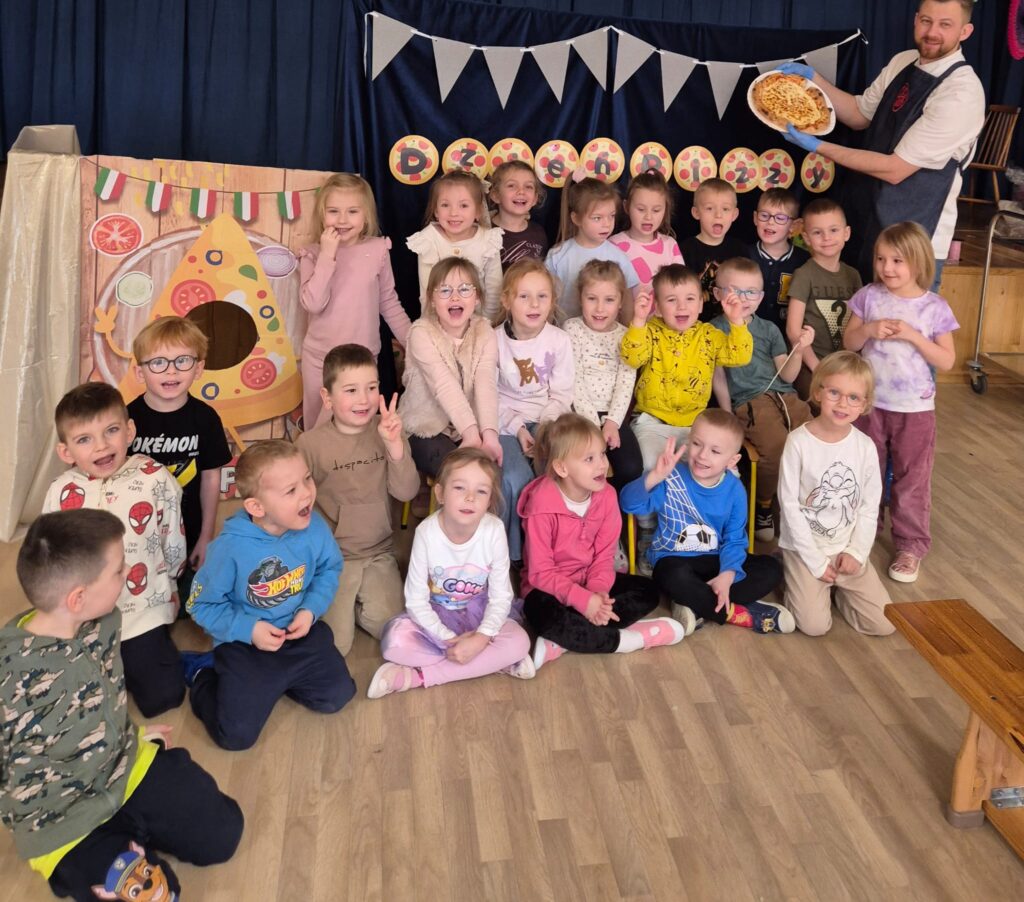 Dzień Pizzy w grupie "Wiewiórki".