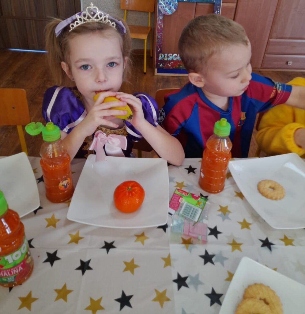 Bal Karnawałowy w grupie "Wiewiórki".