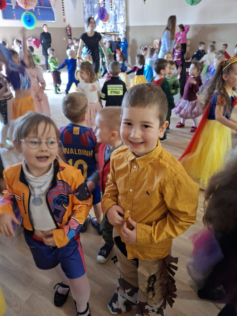 Bal Karnawałowy w grupie "Wiewiórki".