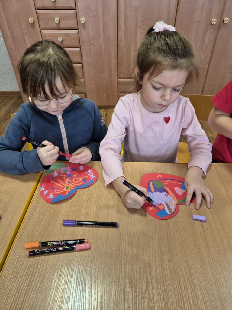 Walentynki w grupie "Wiewiórki".