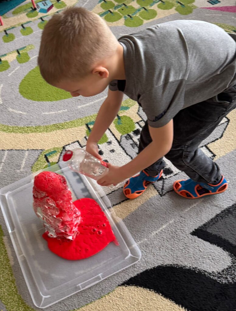 EKSPERYMENT - WULKAN