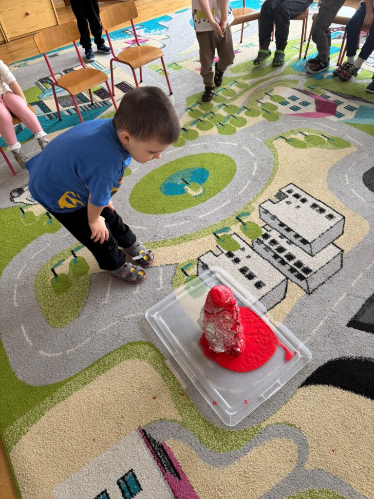 EKSPERYMENT - WULKAN