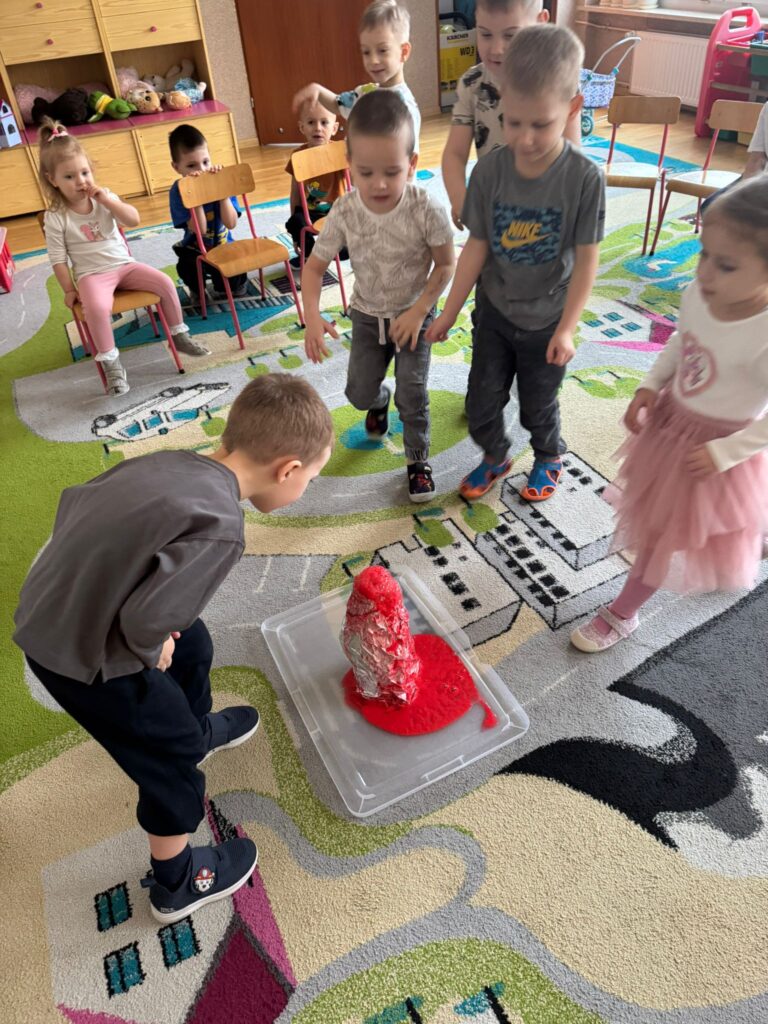 EKSPERYMENT - WULKAN