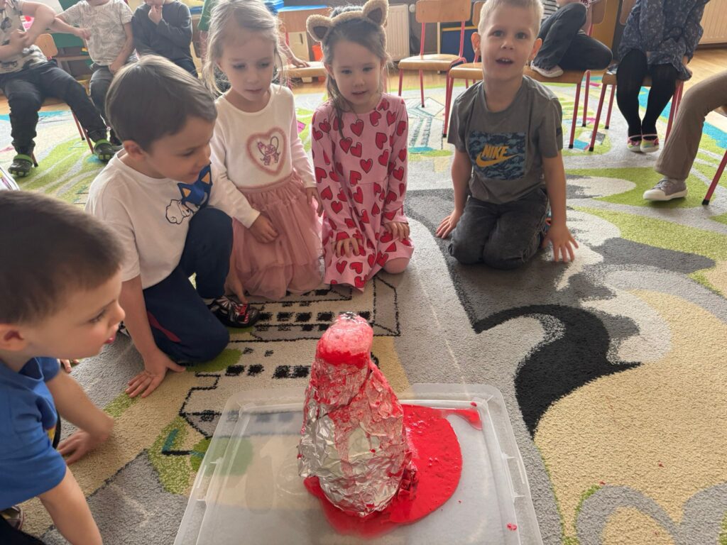 EKSPERYMENT - WULKAN