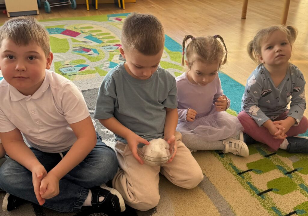 CZY ŚNIEG JEST CZYSTY?