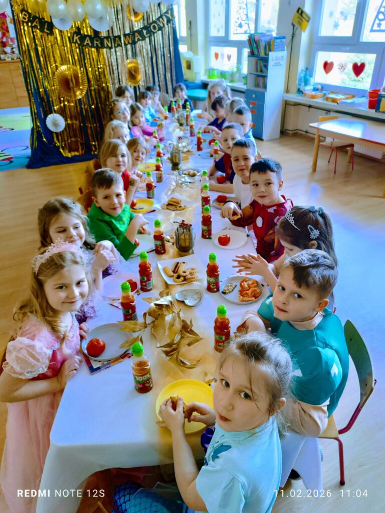 Bal Karnawałowy w grupie "Motylki".