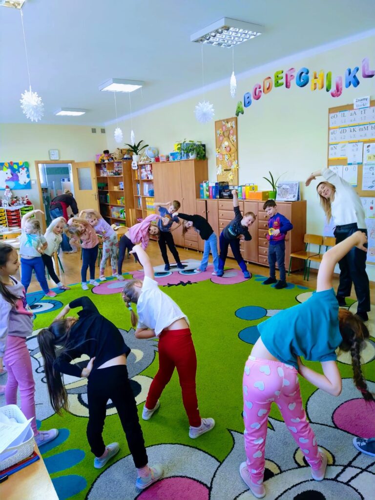 Aktywne ferie w grupach „Motylki” i „Pszczółki”.