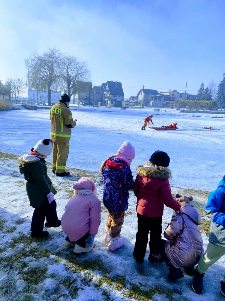 Aktywne ferie w grupach „Motylki” i „Pszczółki”.