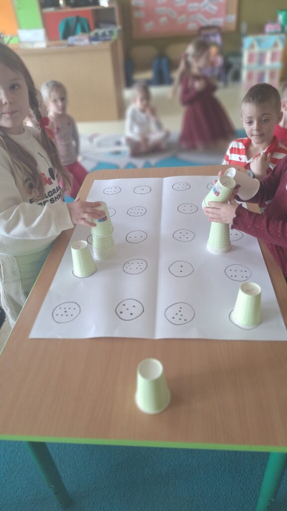 DZIEŃ MATEMATYKI W GRUPIE ŻYRAFKI 