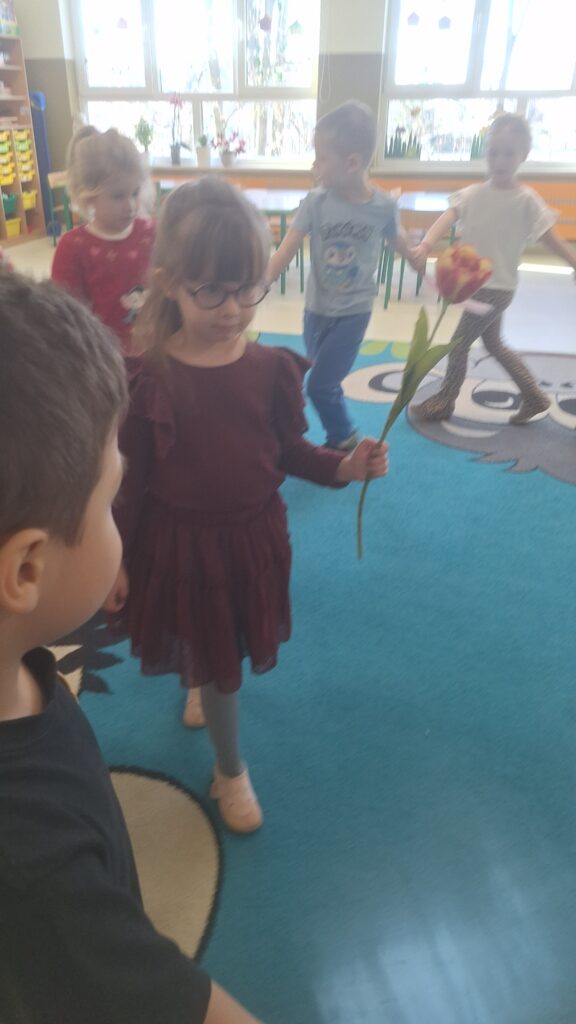 DZIEŃ KOBIET W GRUPIE ŻYRAFKI