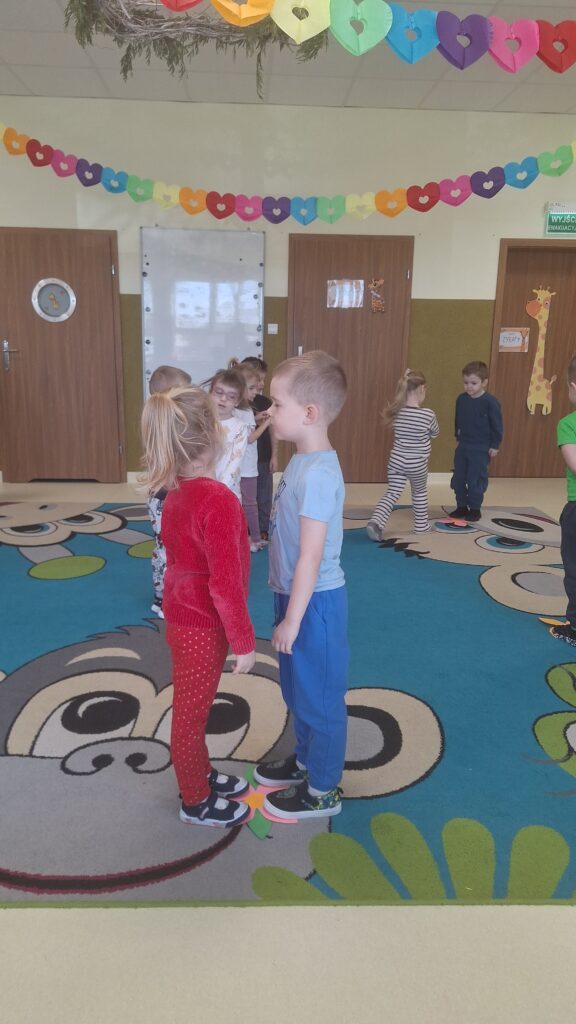 DZIEŃ KOBIET W GRUPIE ŻYRAFKI