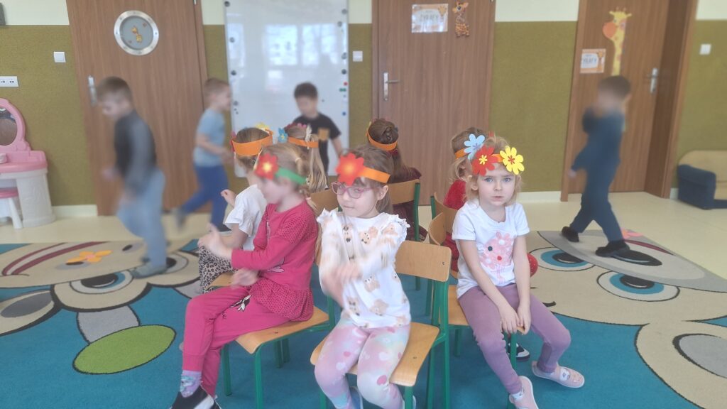 DZIEŃ KOBIET W GRUPIE ŻYRAFKI