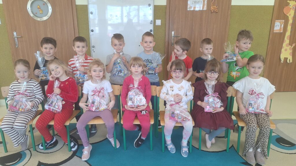 DZIEŃ KOBIET W GRUPIE ŻYRAFKI