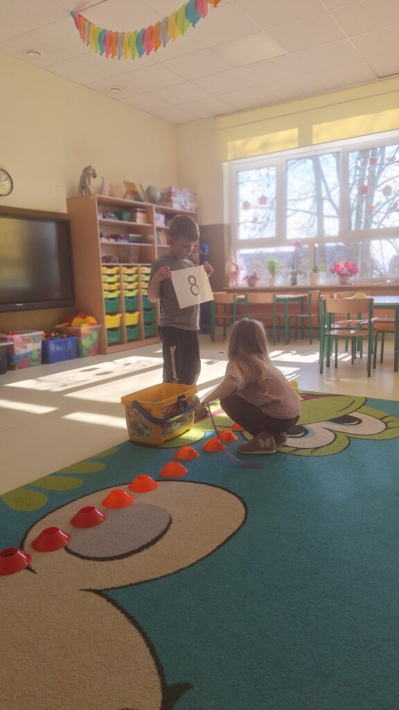 DZIEŃ MATEMATYKI W GRUPIE ŻYRAFKI 