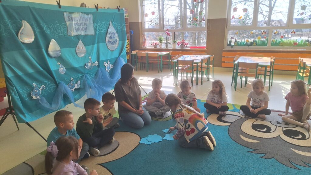 Dzień Wody w grupie Żyrafki