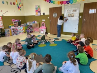 KONKURS FOTOGRAFICZNY "MOJE TĘCZOWE ŚNIADANIE" - GRUPA ŻYRAFKI