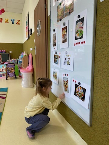 KONKURS FOTOGRAFICZNY "MOJE TĘCZOWE ŚNIADANIE" - GRUPA ŻYRAFKI