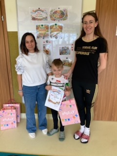 KONKURS FOTOGRAFICZNY "MOJE TĘCZOWE ŚNIADANIE" - GRUPA ŻYRAFKI