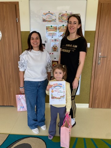 KONKURS FOTOGRAFICZNY "MOJE TĘCZOWE ŚNIADANIE" - GRUPA ŻYRAFKI