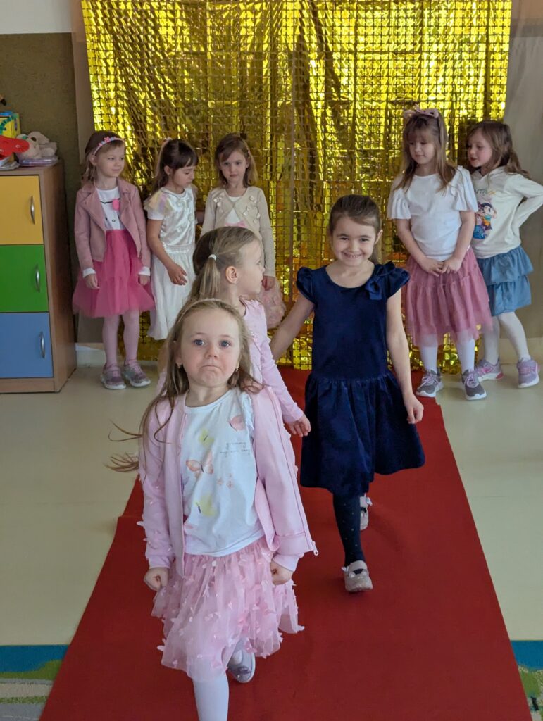 DZIEŃ KOBIET - GRUPA TYGRYSKI