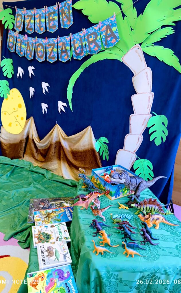 Dzień Dinozaura w grupie "Motylki".