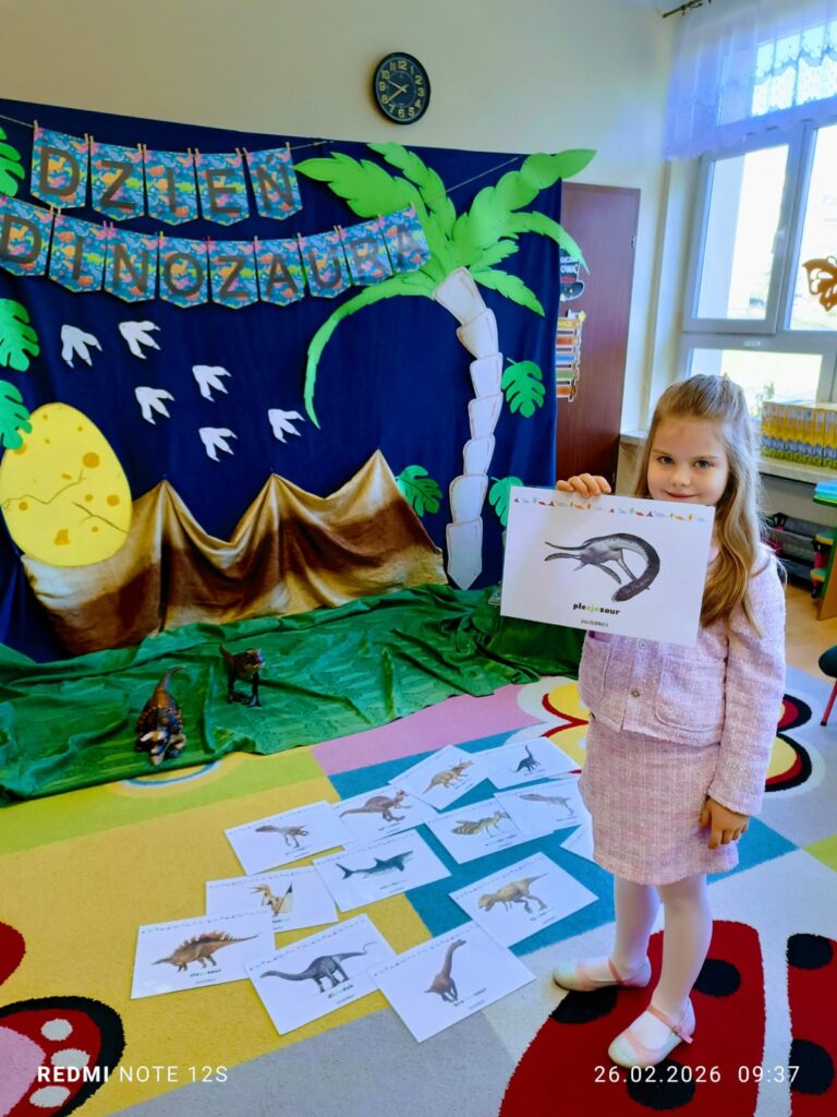 Dzień Dinozaura w grupie "Motylki".