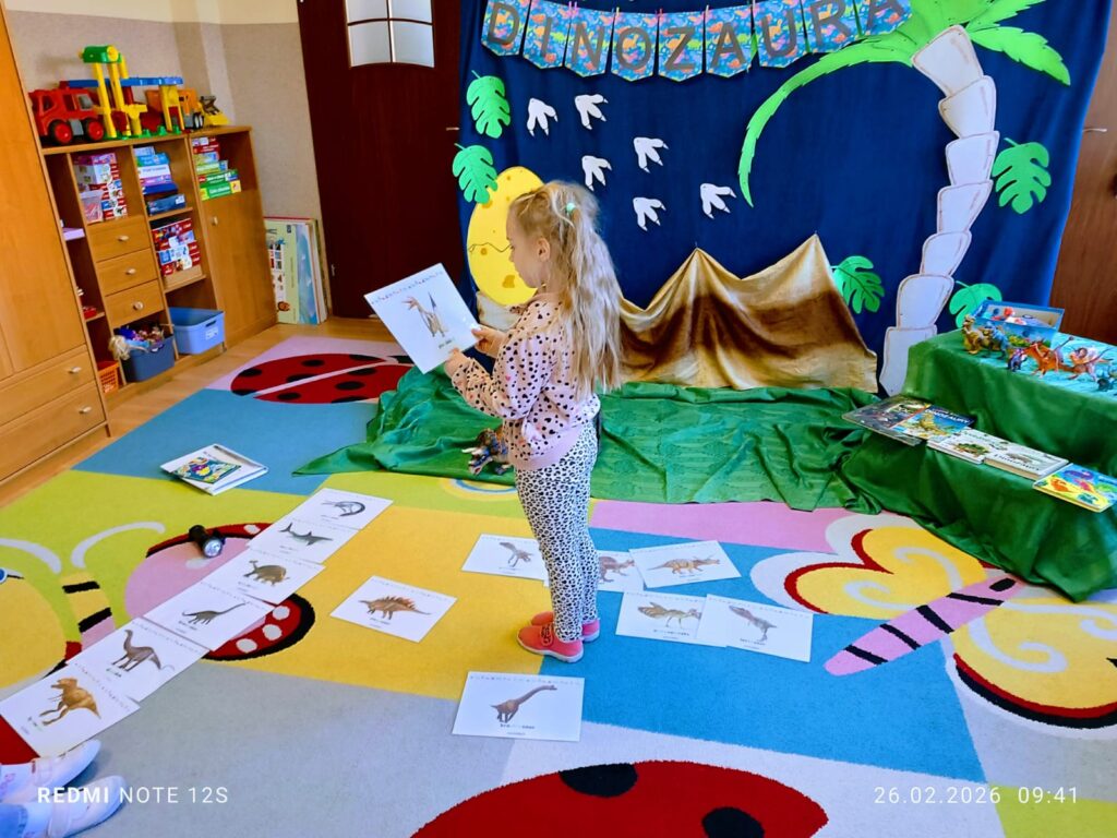 Dzień Dinozaura w grupie "Motylki".