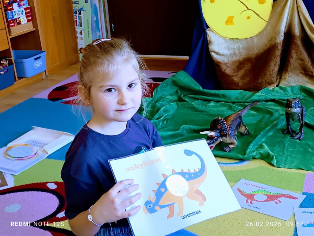 Dzień Dinozaura w grupie "Motylki".