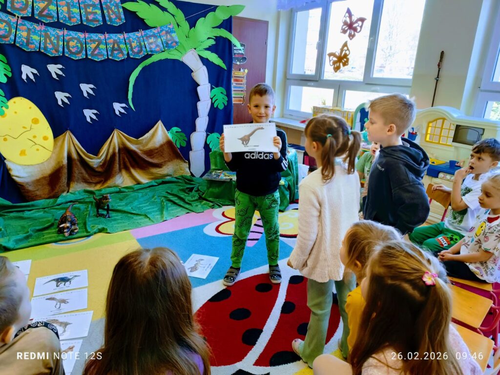 Dzień Dinozaura w grupie "Motylki".