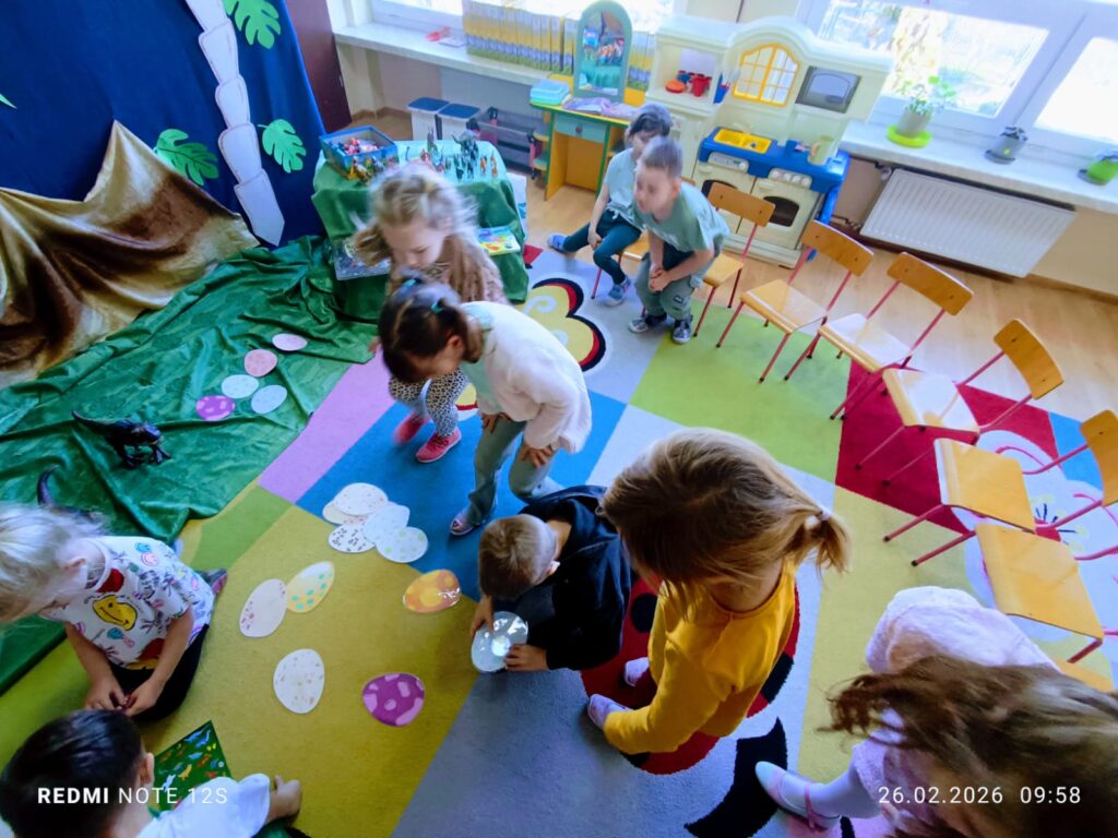 Dzień Dinozaura w grupie "Motylki".