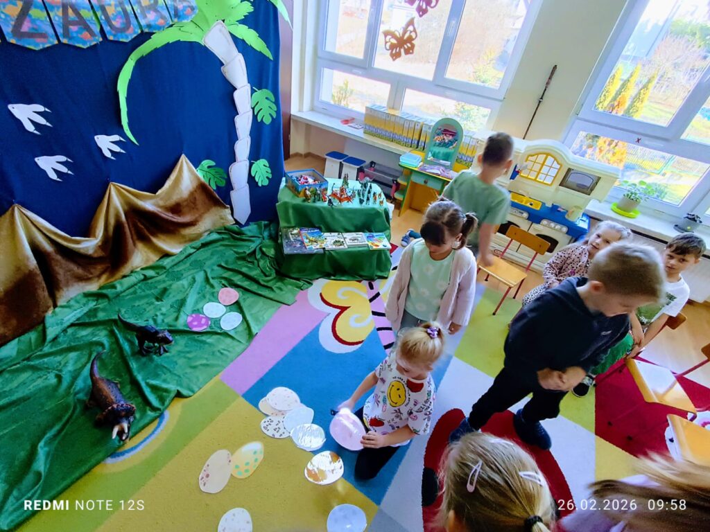 Dzień Dinozaura w grupie "Motylki".