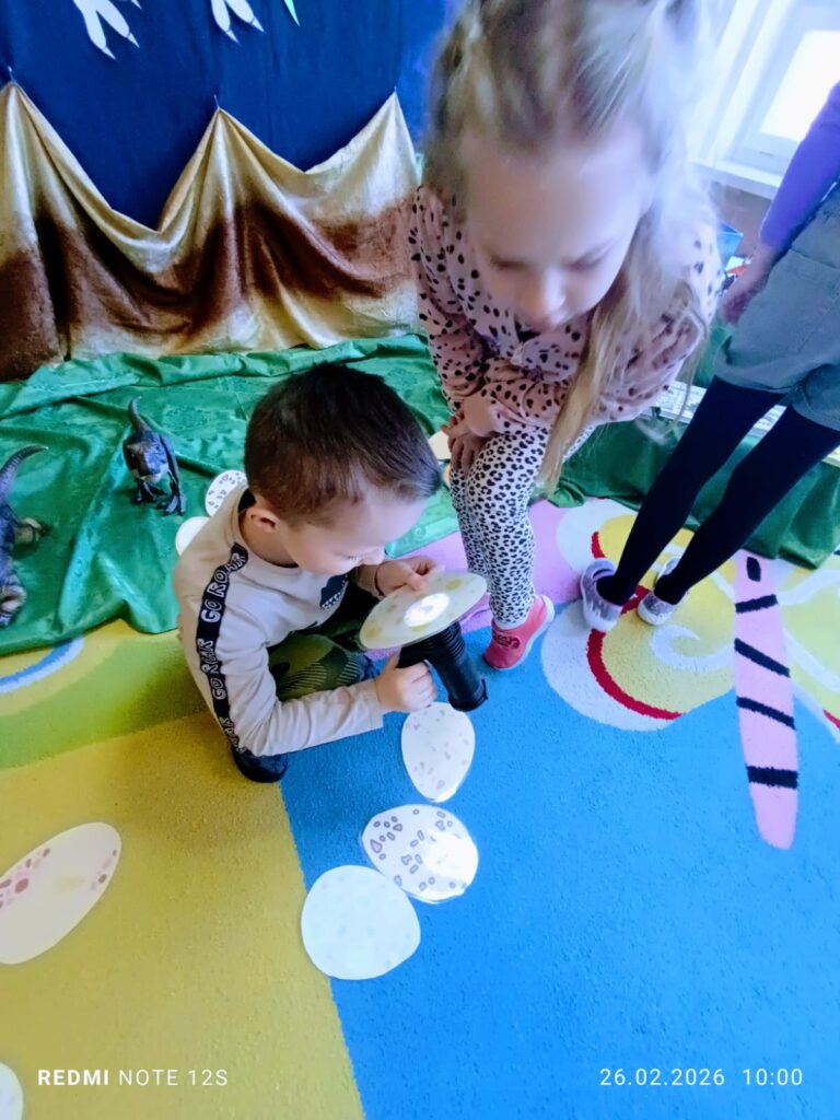 Dzień Dinozaura w grupie "Motylki".