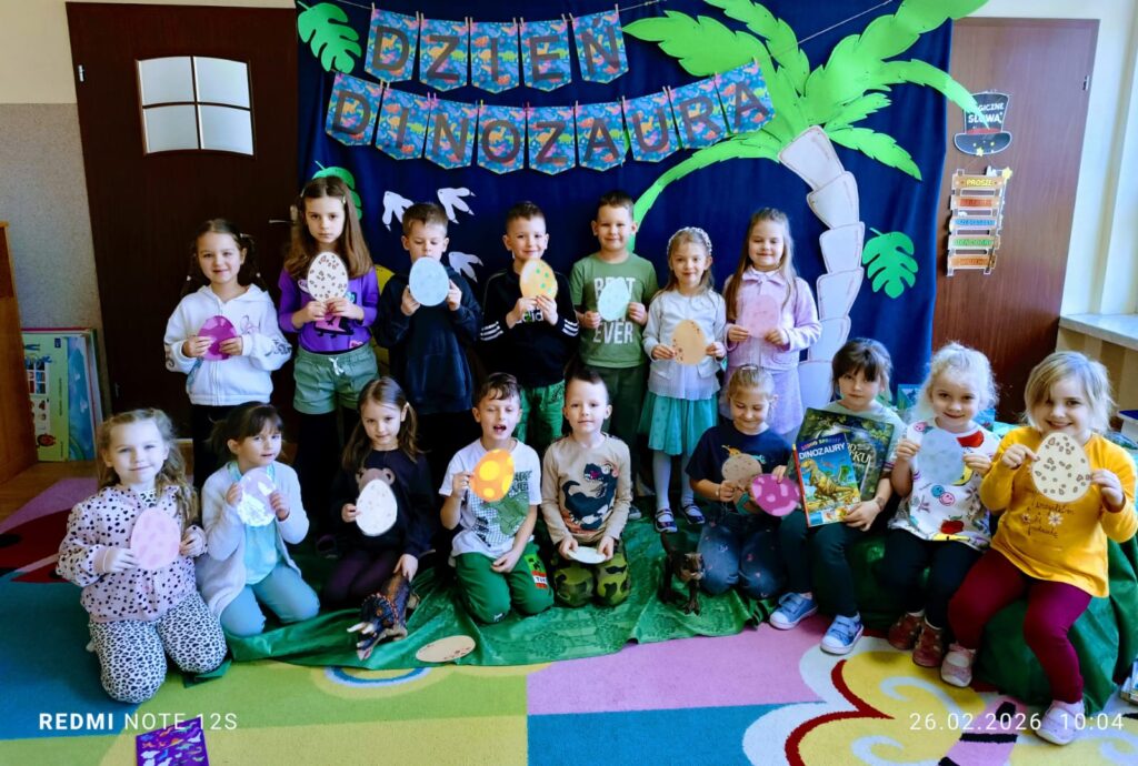 Dzień Dinozaura w grupie "Motylki".